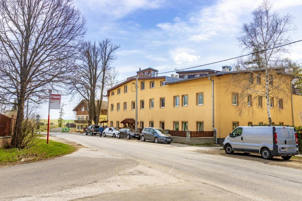 Apartman Theo Veľký Slavkov Екстериор снимка
