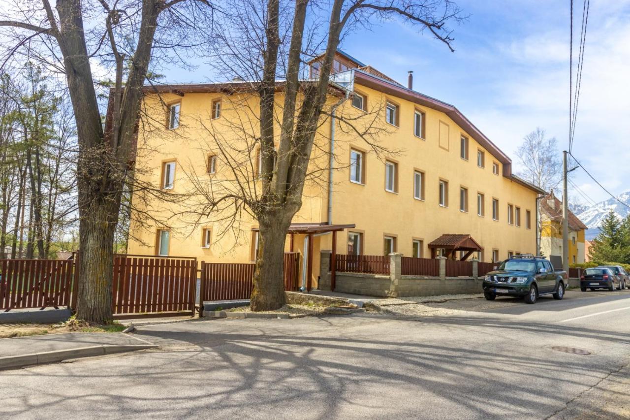 Apartman Theo Veľký Slavkov Екстериор снимка